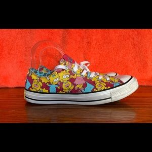Simpson’s Converse. Unisex Men’s 8 Women’s 10